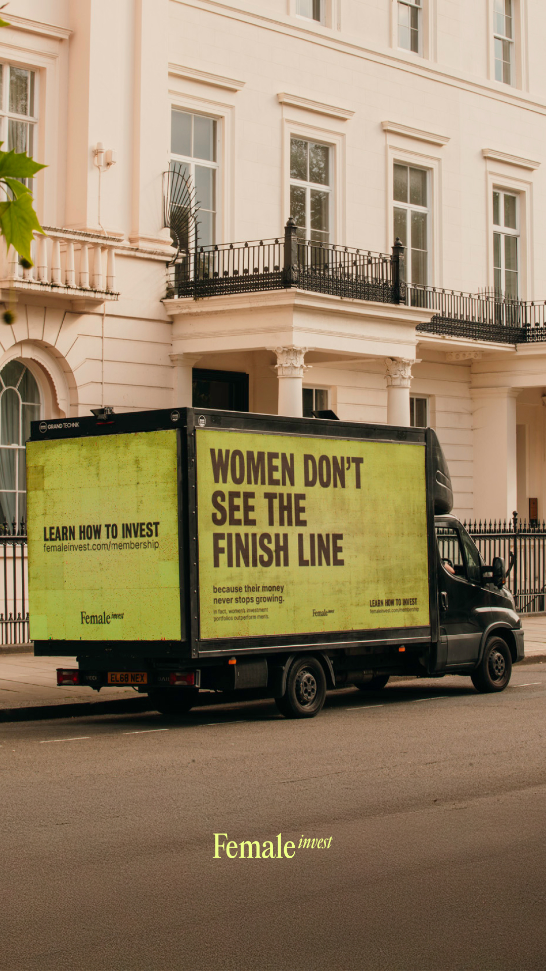 Female Invest Facebook ad
