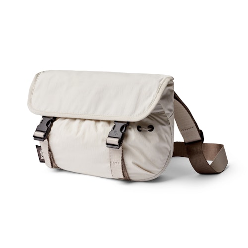 Bellroy Facebook ad