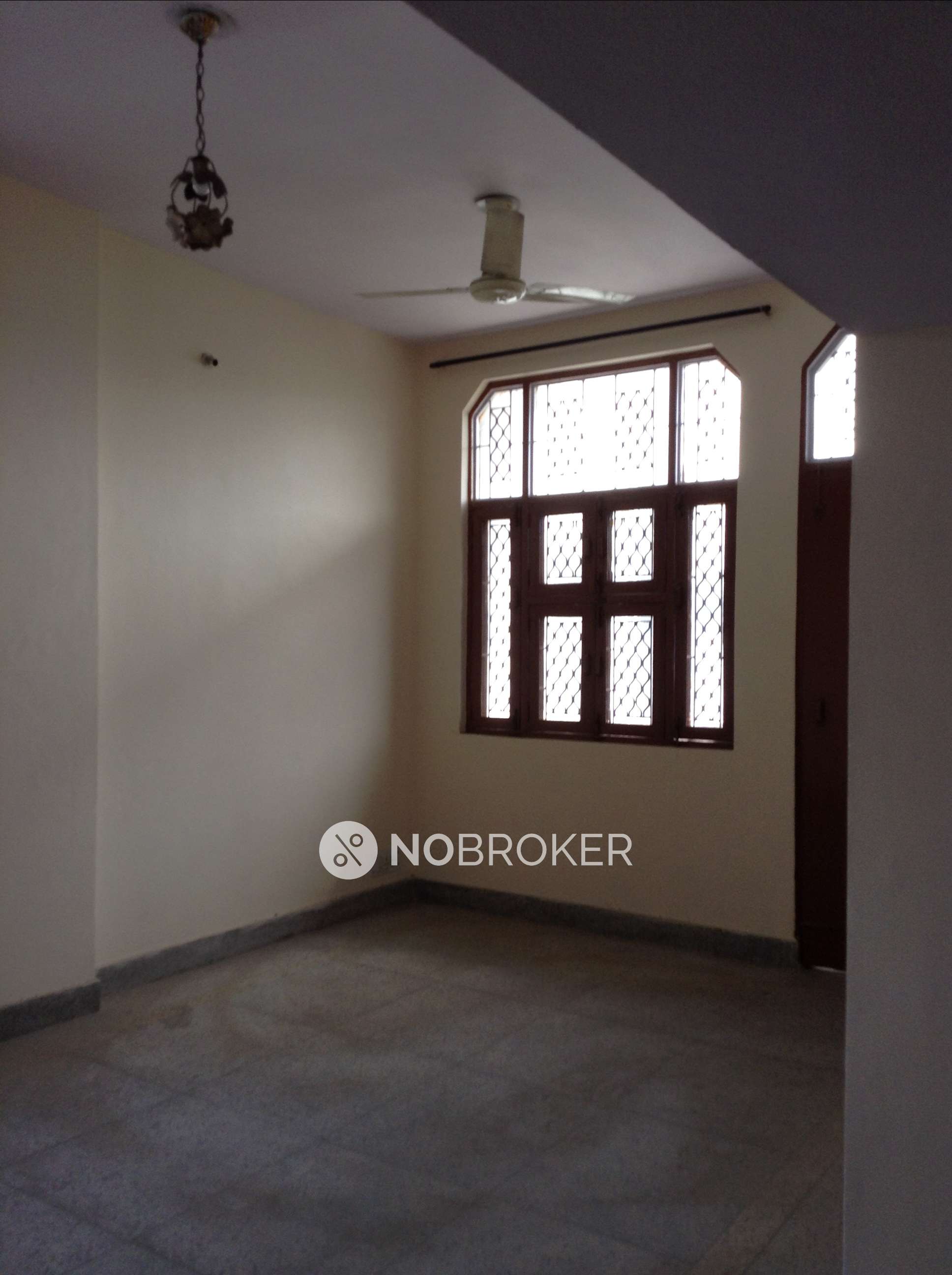 NoBroker.com Facebook ad