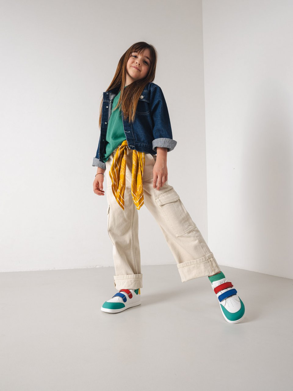 Barefoot Asia Store Facebook ad: Healthy Feet, Active Kids, Be Lenka Energise