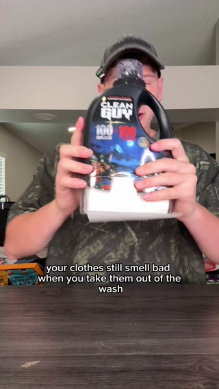 Clean Guy Facebook ad: Laundry detergent that actually cleans