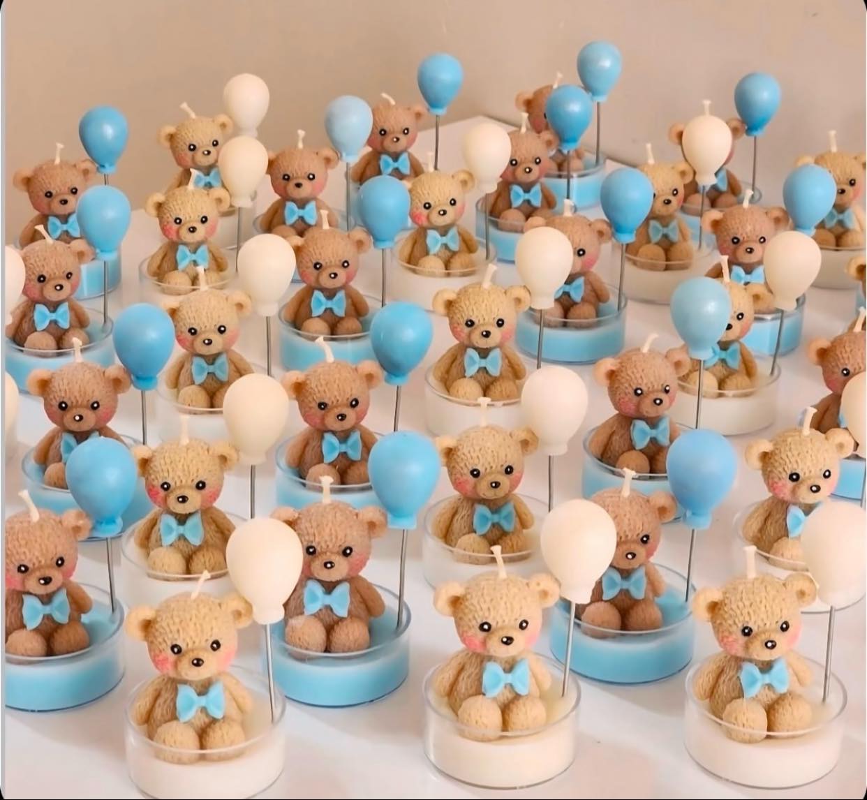 Velas Luz de Ángel Facebook ad: Pequeños ositos que iluminan grandes momentos