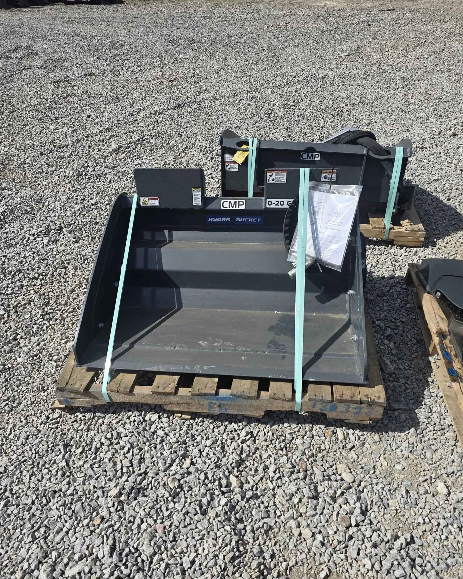 Lucas Ryan Rust Facebook ad: CMP HydraBucket for Bobcat MT MiniSkid www.TNSkidSteer.com