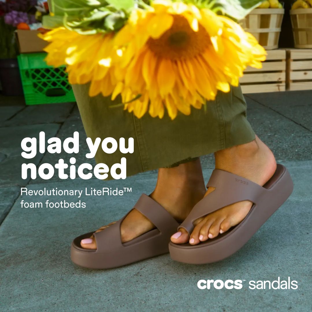 Crocs Facebook ad