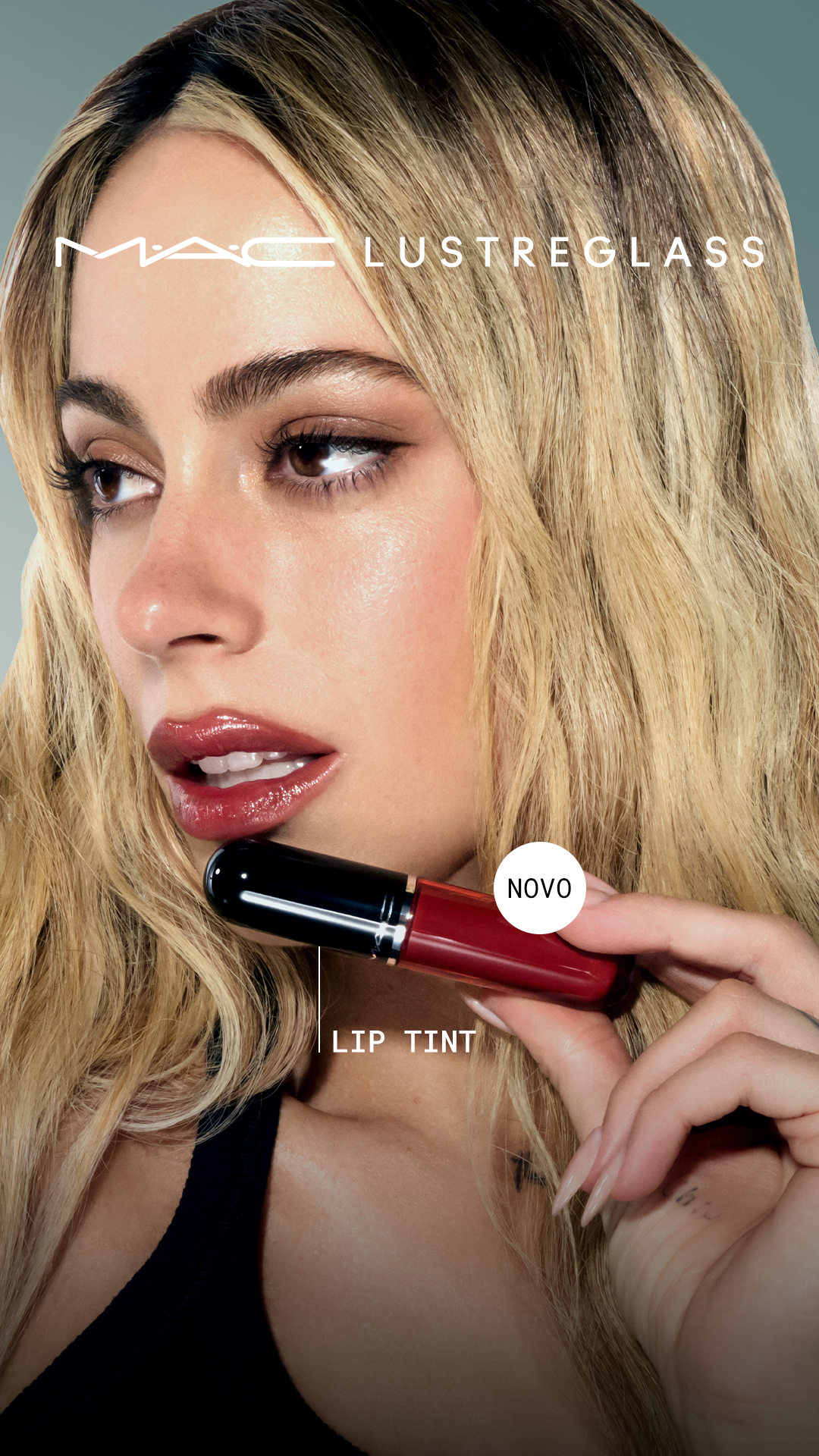 M·A·C Cosmetics Facebook ad
