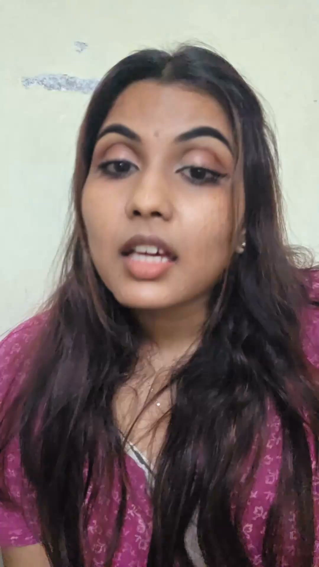 ConnectO தமிழ் Facebook ad: கூல் நபர்களை சந்தியுங்கள்