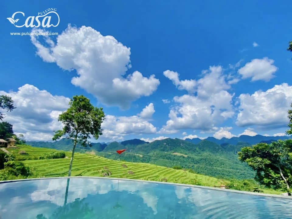 Puluong Casa Resort Bookings Facebook ad: 𝐋𝐚̣𝐜 𝐥𝐨̂́𝐢 𝐦𝐮̀𝐚 𝐥𝐮́𝐚 𝐜𝐡𝐢́𝐧 𝐯𝐚̀𝐧𝐠…