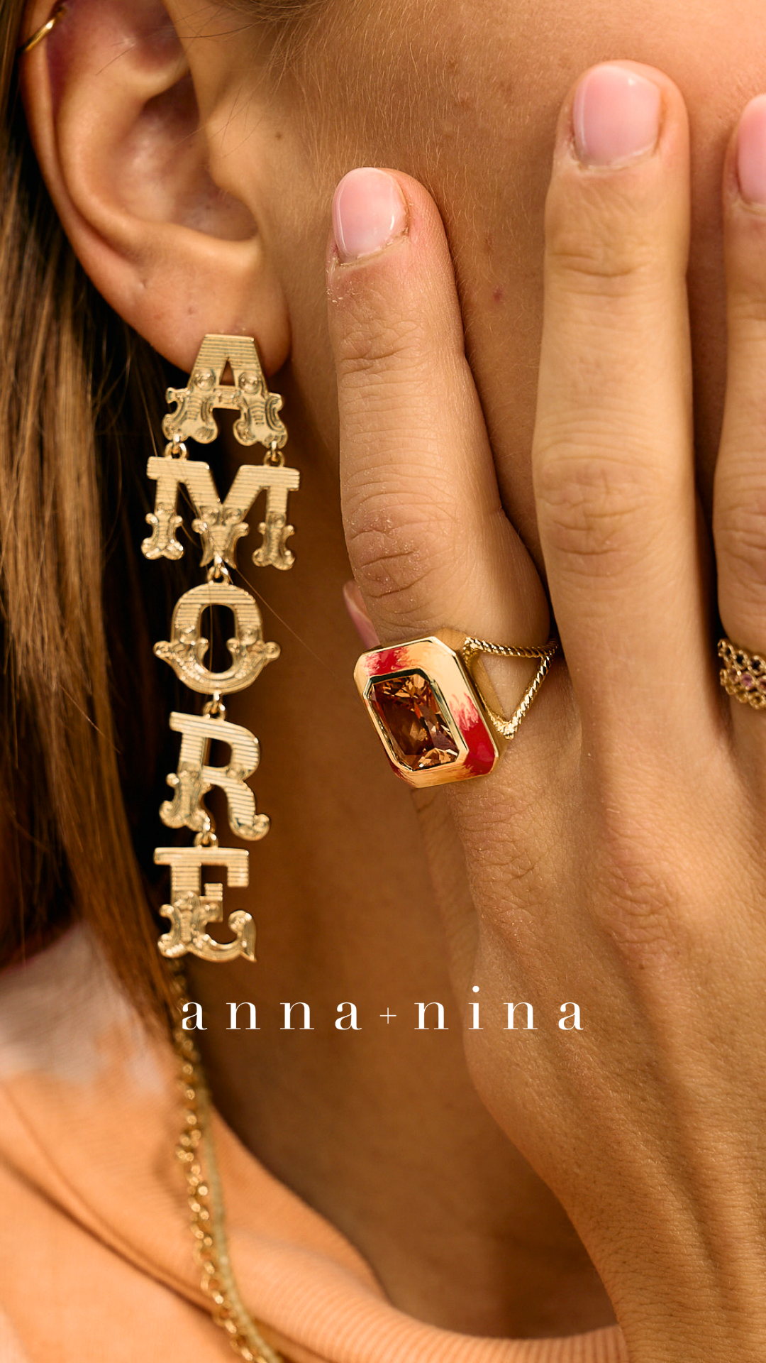 Anna + Nina Facebook ad