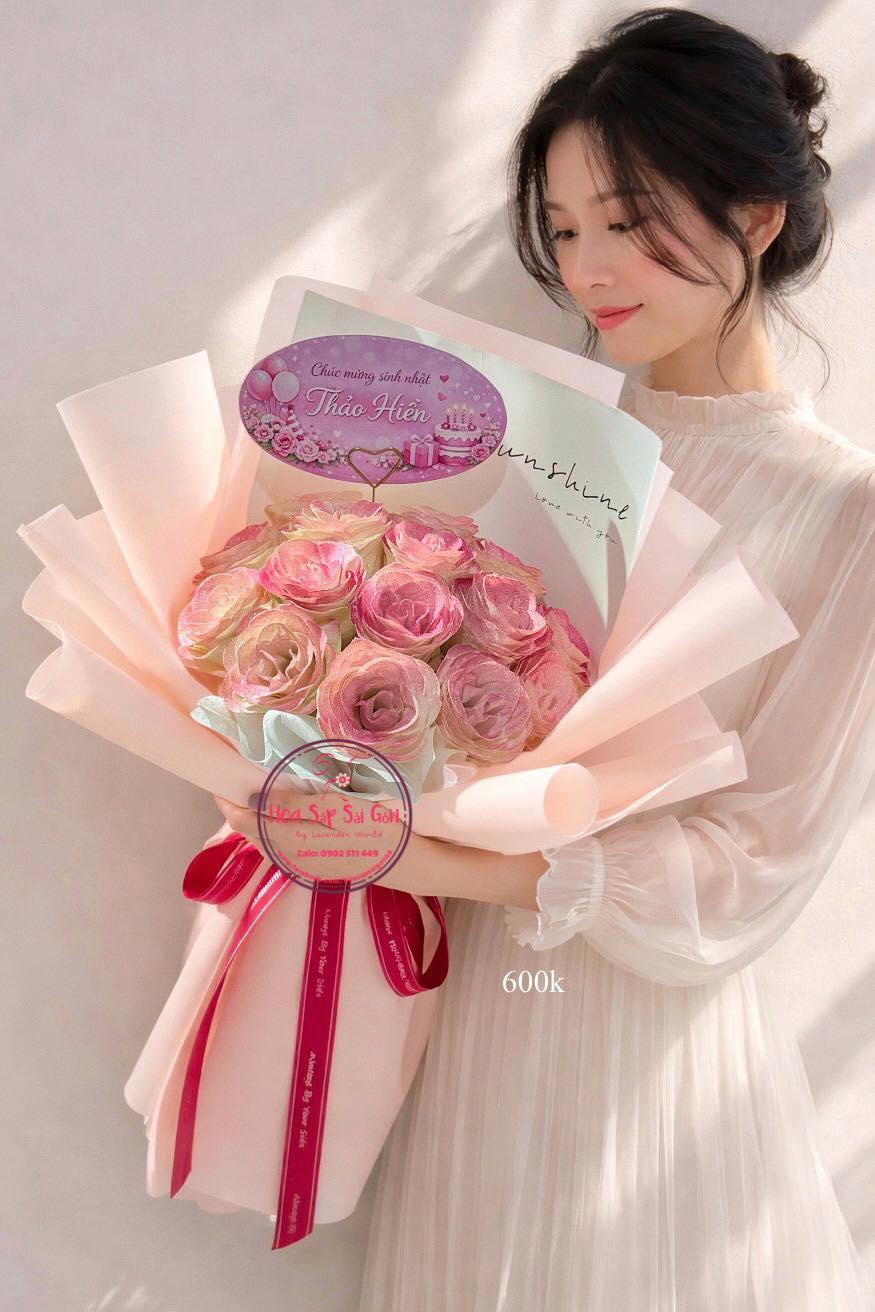 Hoa sáp Sài Gòn Facebook ad: 𝐓𝐚̣̆𝐧𝐠 𝐡𝐨𝐚… 𝐤𝐡𝐨̂𝐧𝐠 𝐩𝐡𝐚̉𝐢 𝐯𝐢̀ 𝐝𝐢̣𝐩…
