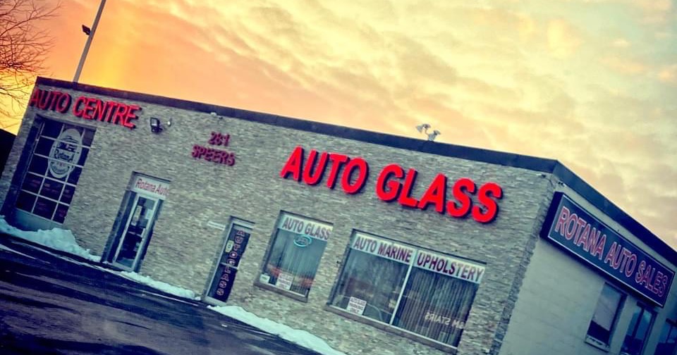 Speers Auto Glass Facebook ad: Auto Glass & Windshield