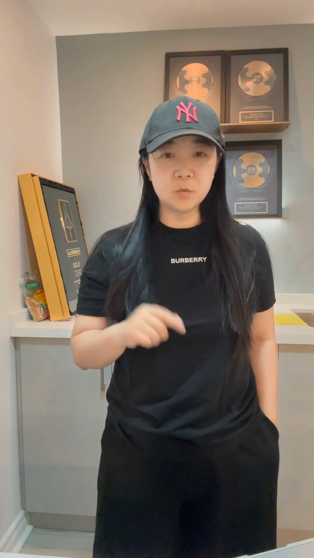 Daojie Facebook ad: 3个部门用一个Claude代替做出10倍效率