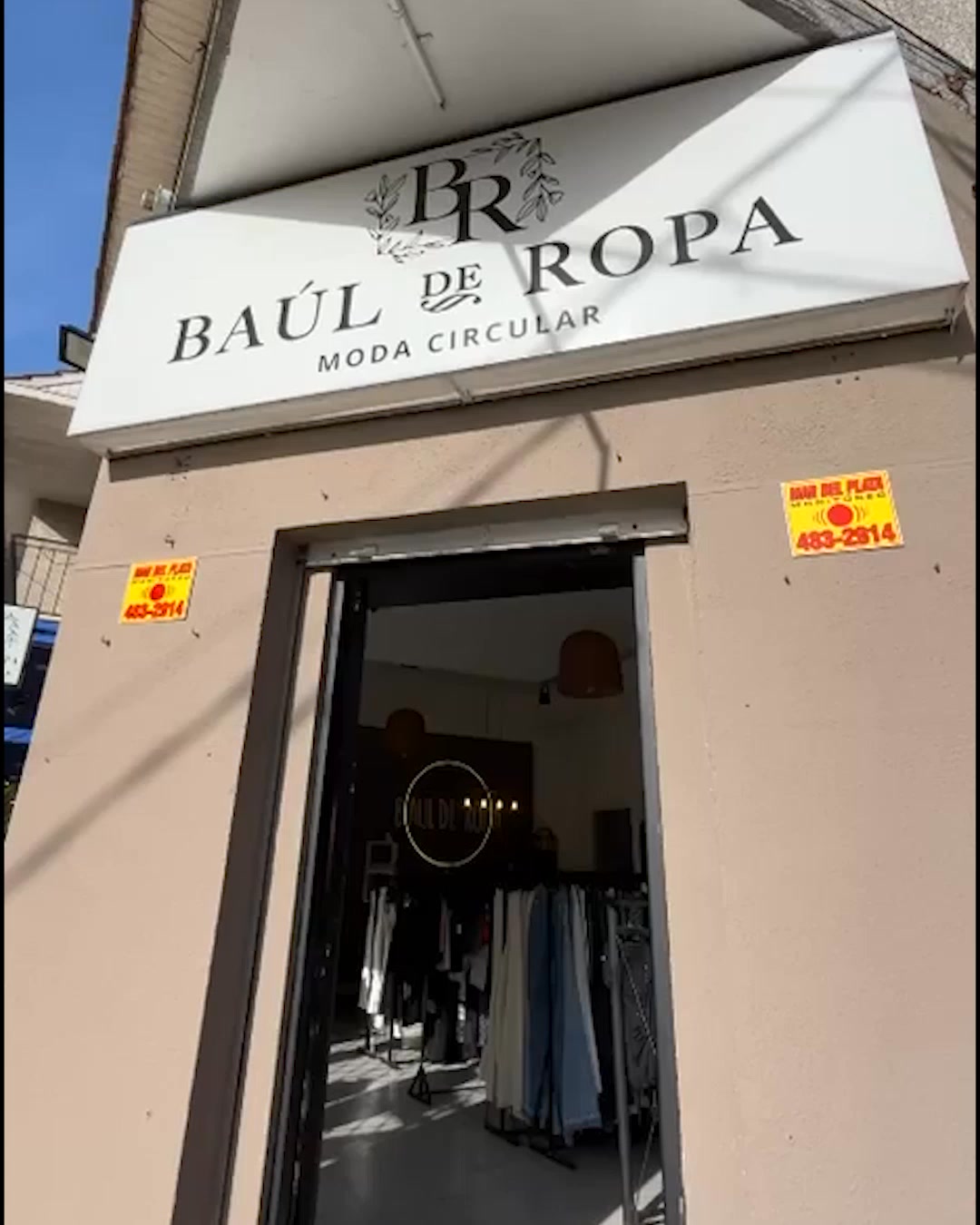 Feria Baul de Ropa Facebook ad: ¡Renovar tu placard nunca fue tan fácil (y…