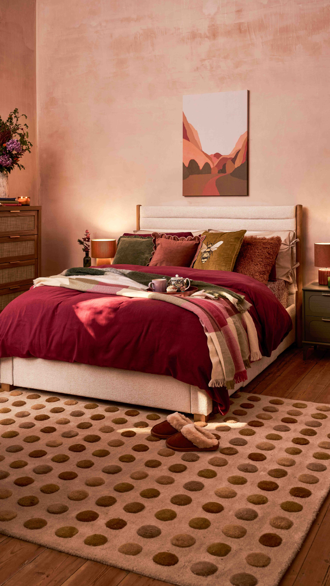 Wayfair Facebook ad: Ease Into Autumn