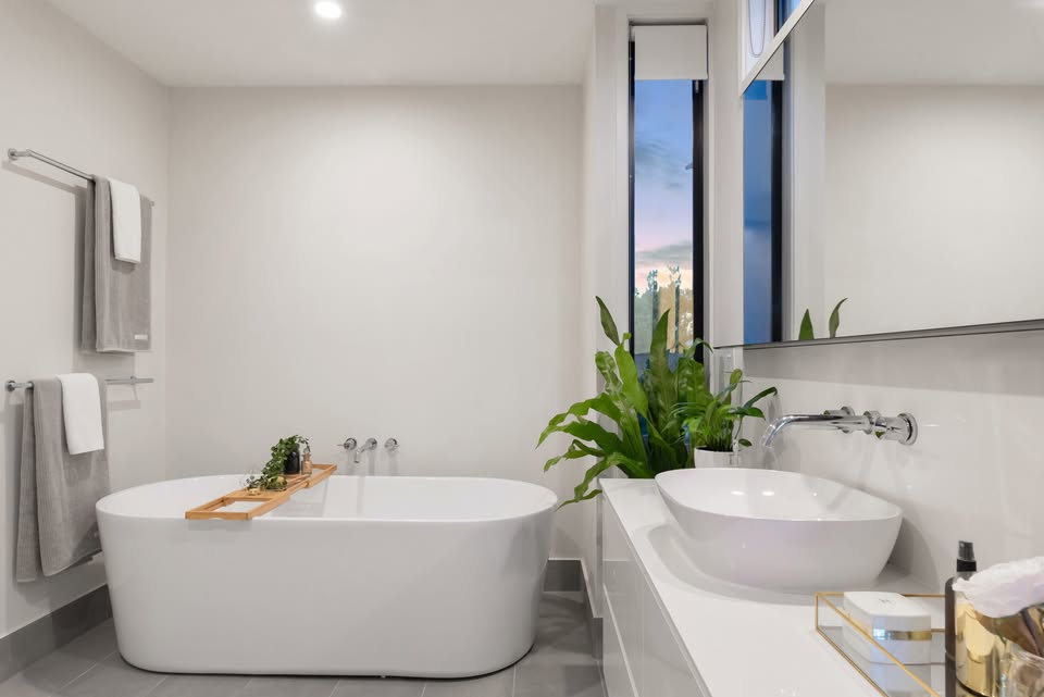 Star Bathrooms and Renovations Facebook ad