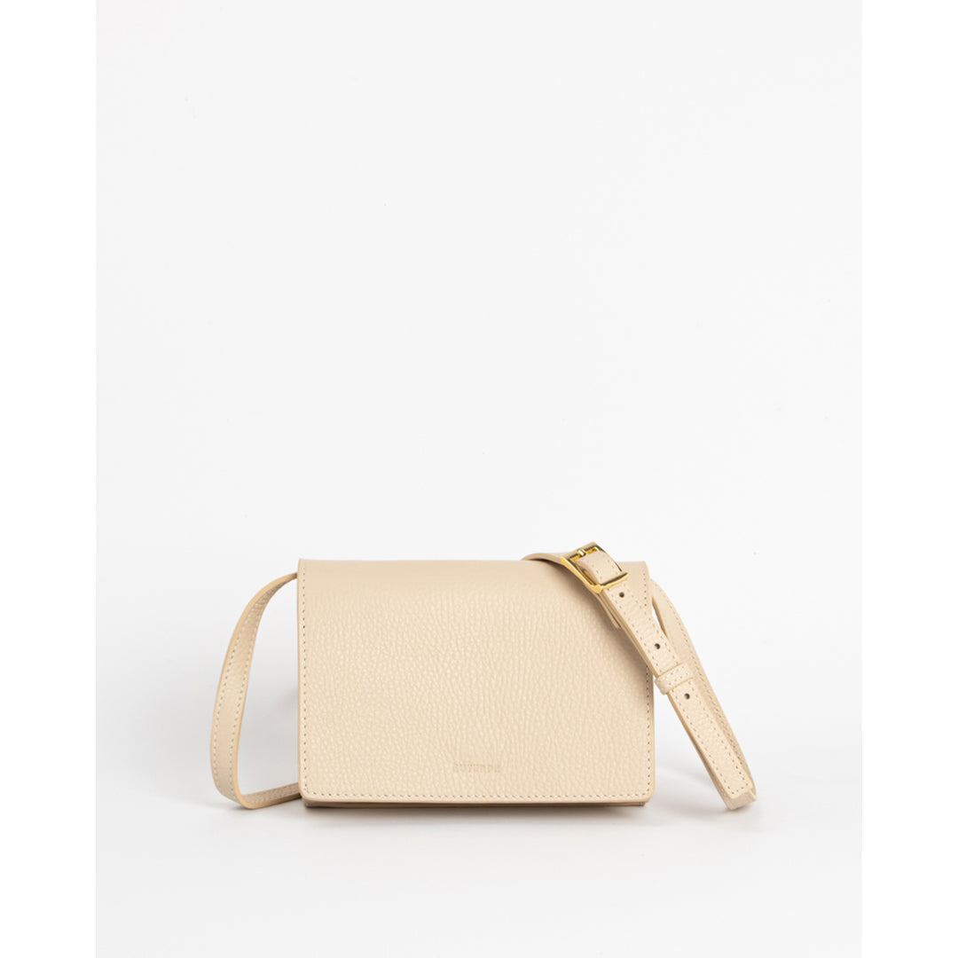 Euterpe Studio Facebook ad: Cerchi una borsa che faccia la differenza?