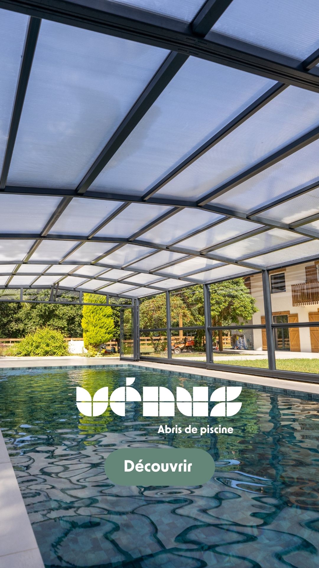 Vénus - Abris de piscine Facebook ad from May 12, 2026