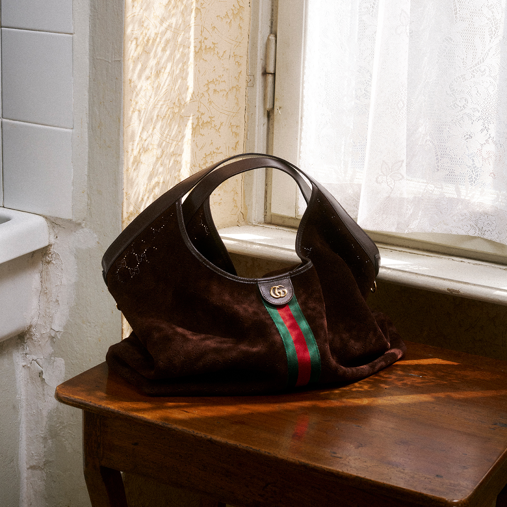 Gucci Facebook ad