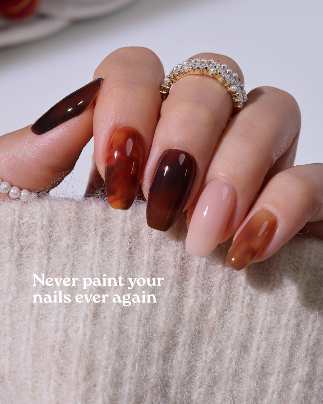 Heyhae Gel Nail Facebook ad: Cure with Sunlight or LED Lamp