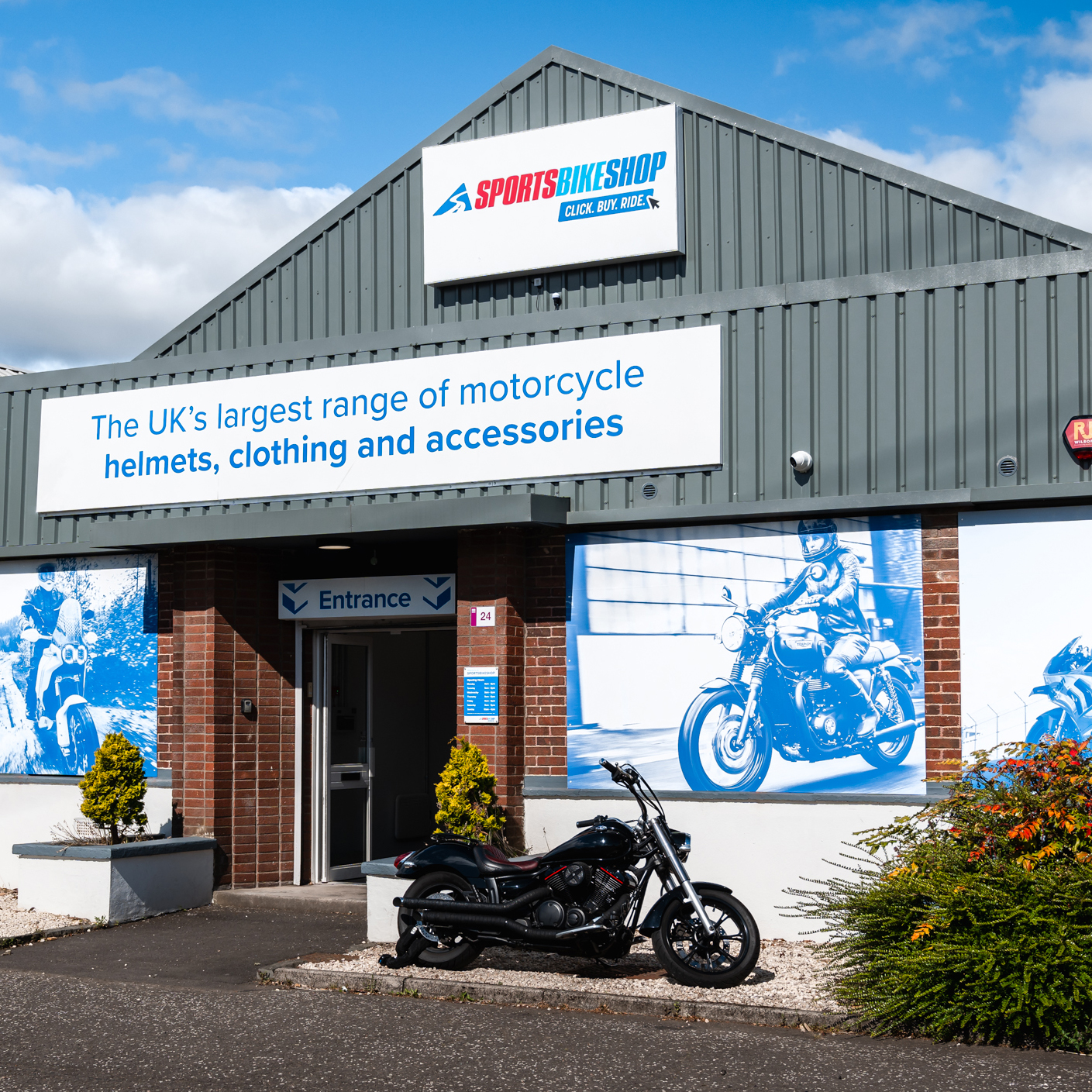 SPORTSBIKESHOP Facebook ad: We have a store in Glasgow!