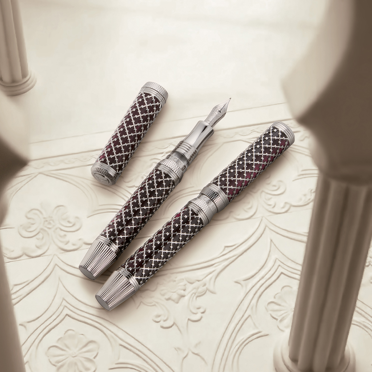 Visconti Italy Facebook ad: Venice, translated into a pen: Gothic-floral architecture…