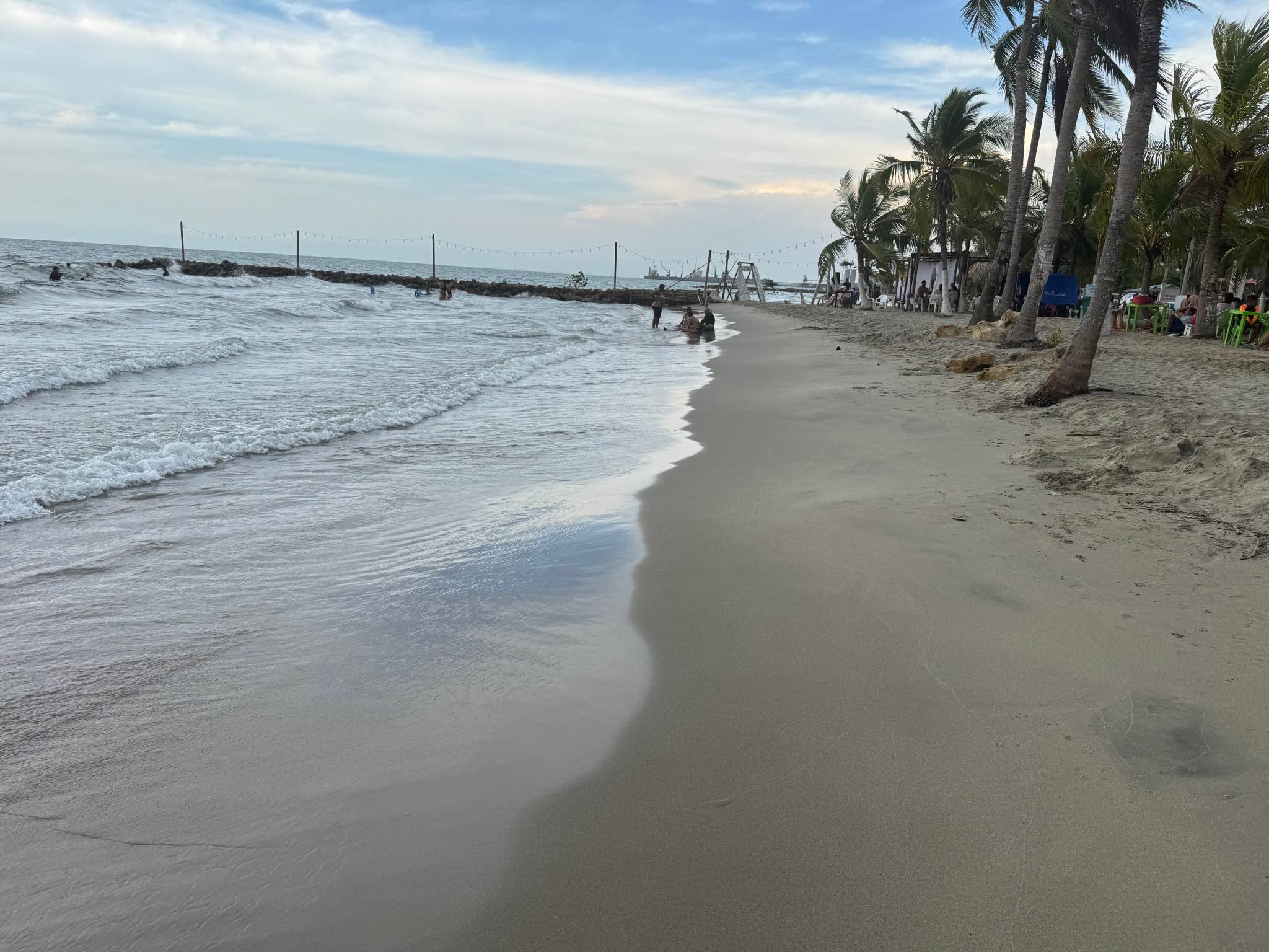 Ramos Jaime Facebook ad: Casa frente al mar