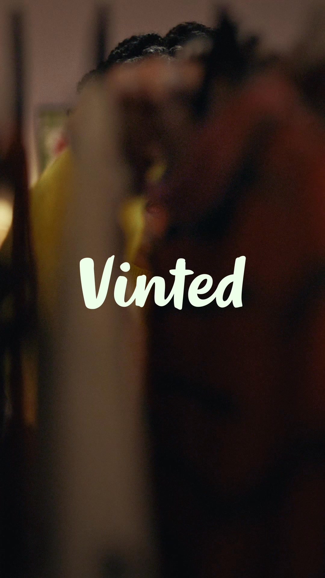 Vinted Facebook ad: Clear your space, earn extra cash