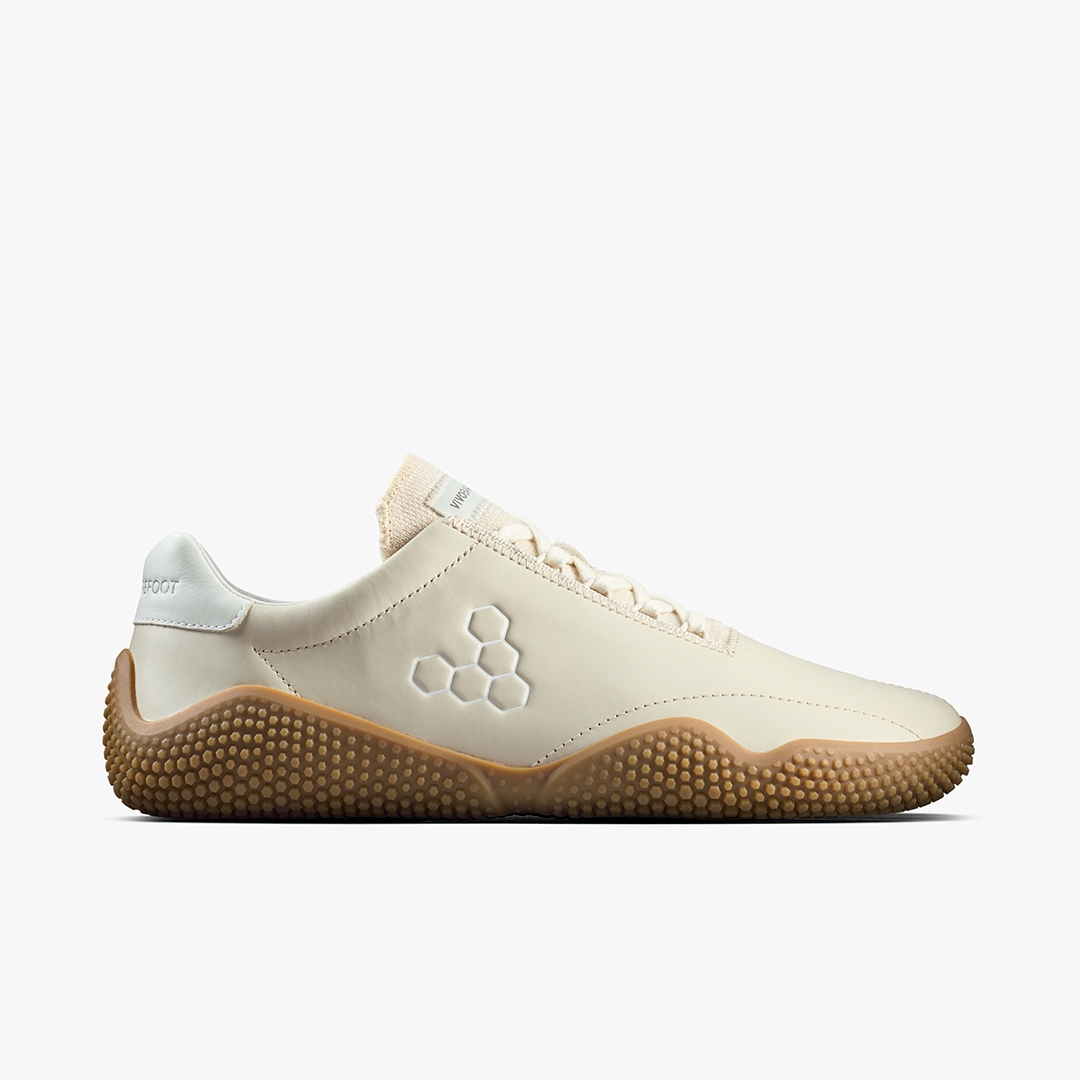 Vivobarefoot Facebook ad