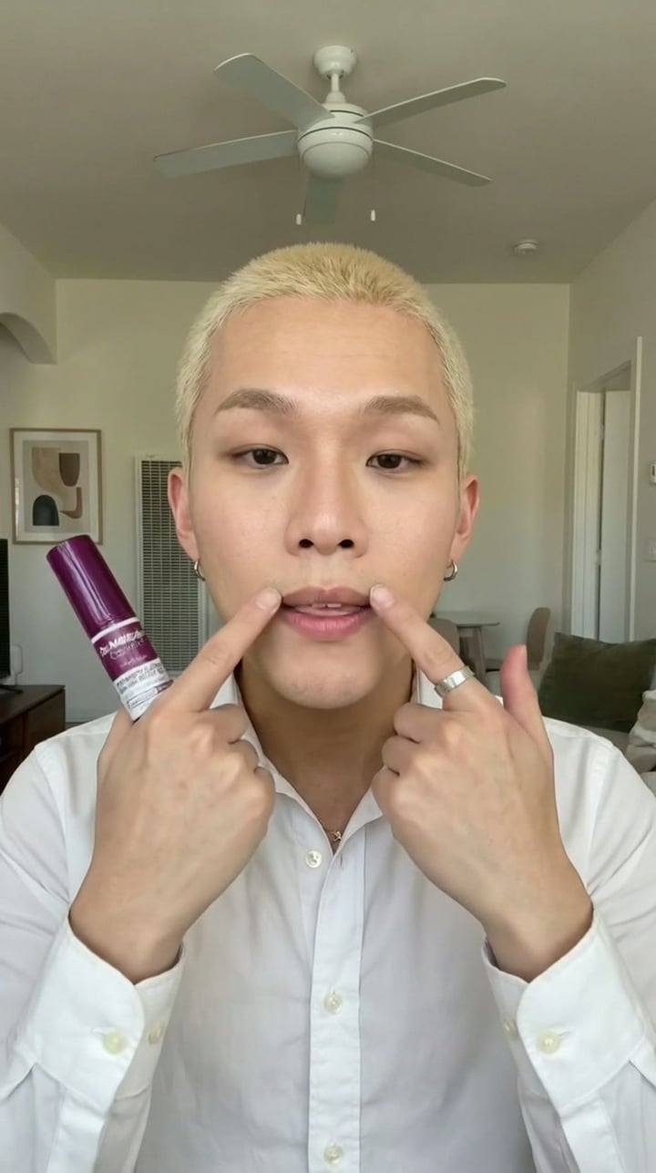 Dr.Melaxin US.official Facebook ad: I Stopped Ignoring 90% Of My Skin. Best Decision I've Made.