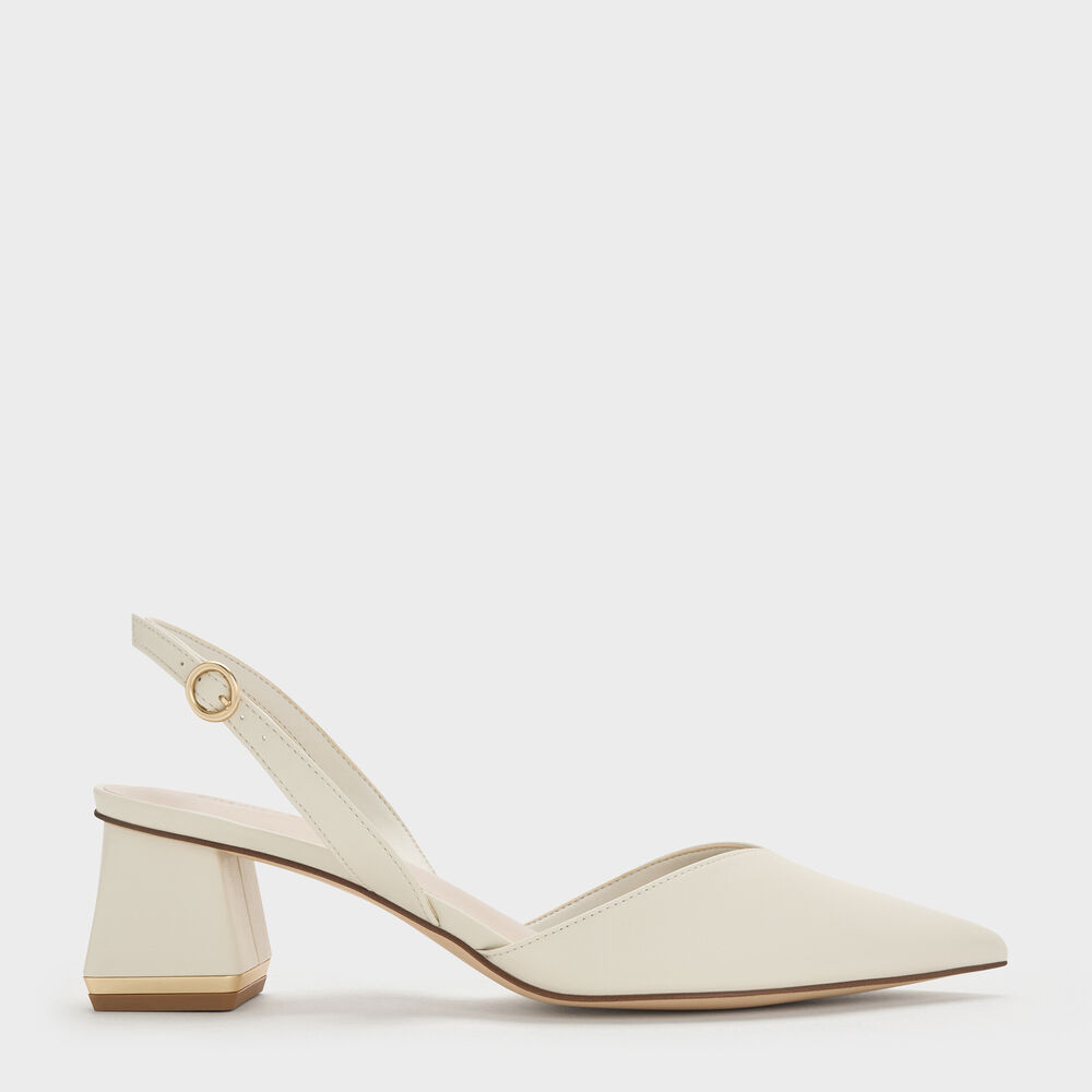 CHARLES & KEITH Facebook ad