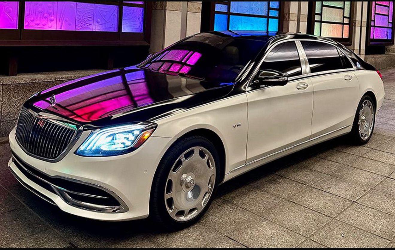 Royal Wedding Cars Facebook ad: Find us at