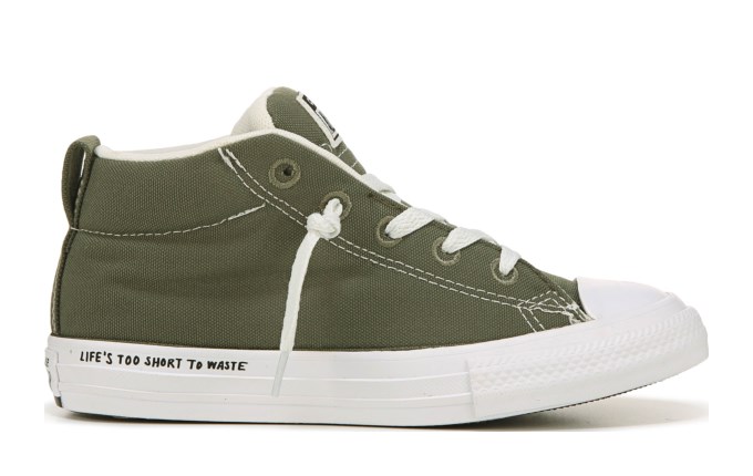 Famous Footwear Facebook ad
