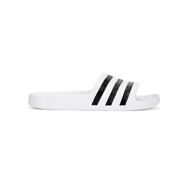 Foot Locker India Facebook ad