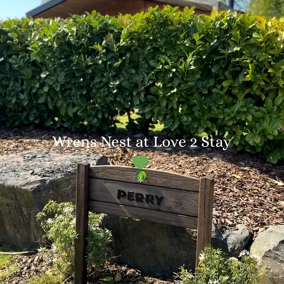 Love2Stay Facebook ad from Aug 5, 2026