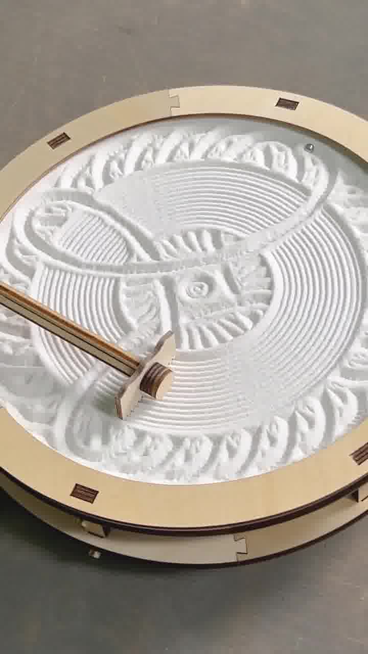 KiwiCo Facebook ad: Start KiwiCo Eureka Crate with Spinning Sand Garden