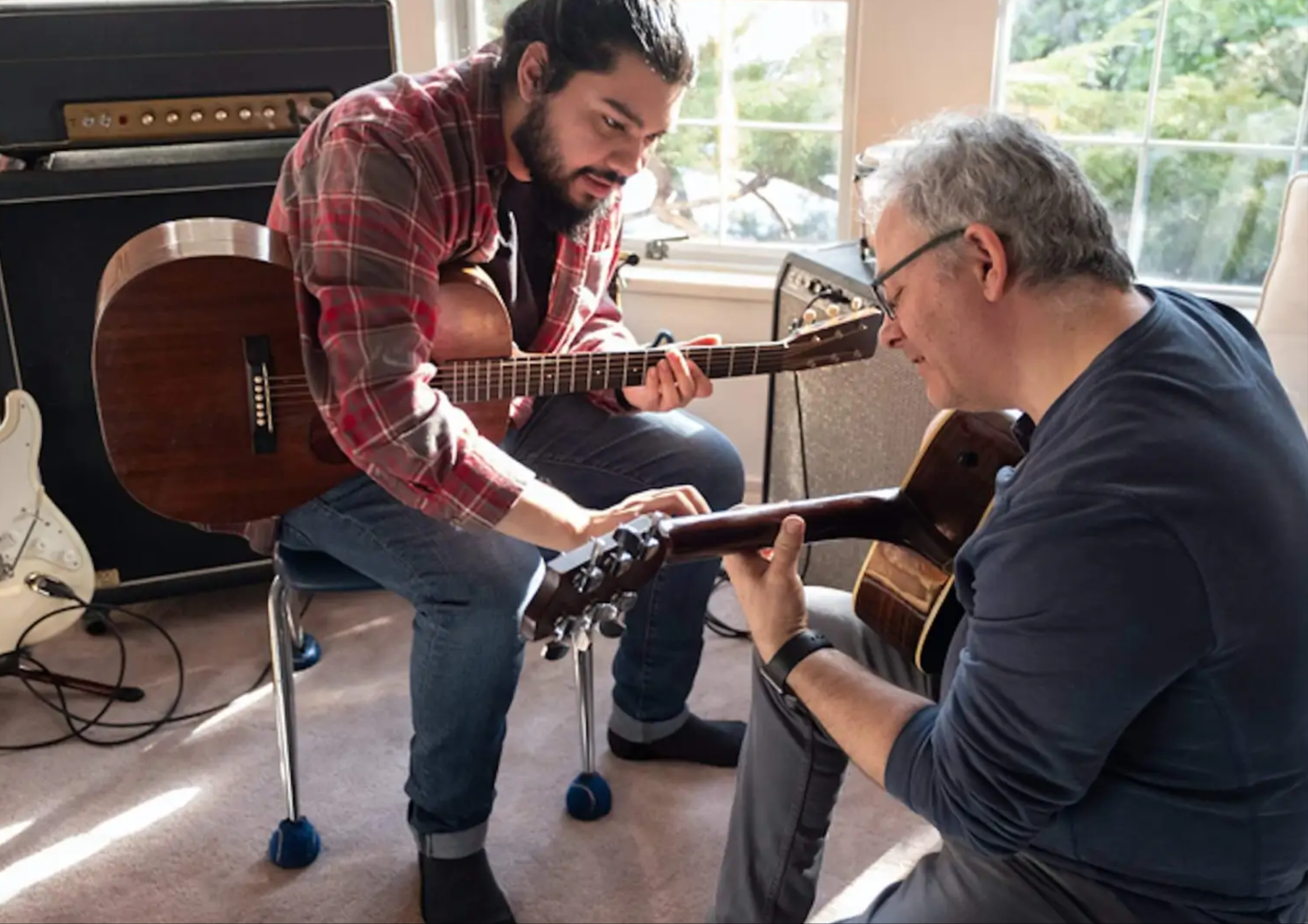 Music with Mr. Browne Facebook ad: FREE Guitar Class For Adults, Onliine
