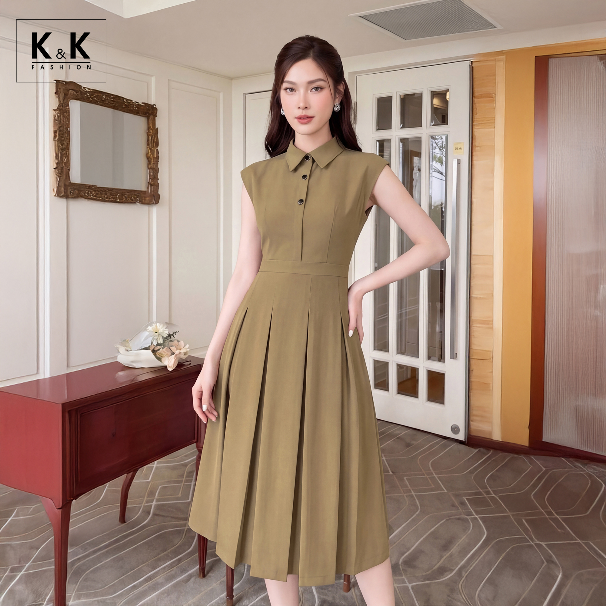 K&K Fashion Facebook ad: Mùa hè là lúc tủ đồ công sở…