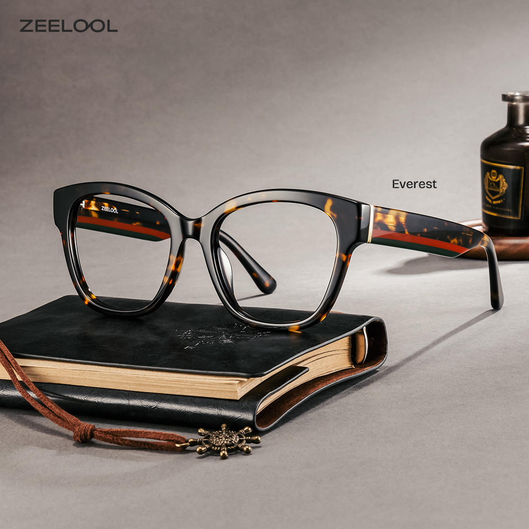 Zeelool Facebook ad
