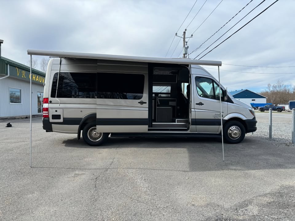Gaetan Paris Facebook ad: 2017 Safari-condo Mercedes sprinter 3500 safari-condo xl…