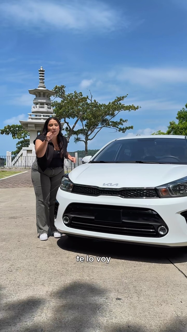 Kia Panamá Facebook ad: Por algo el Kia Soluto se ha convertido…