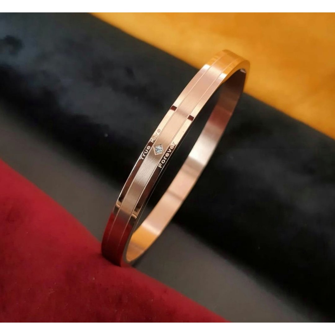 Zuveri.com Facebook ad