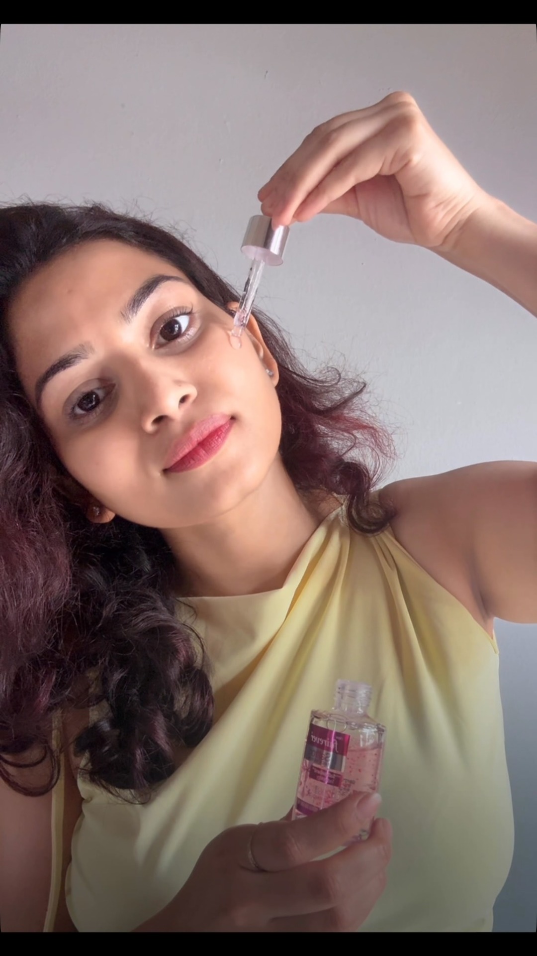 Mahira Facebook ad: Honestly, loving how this fits into my daily…