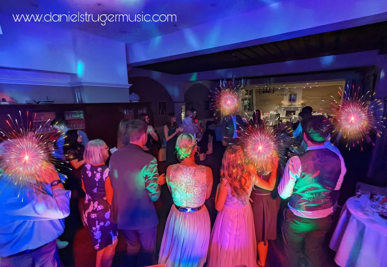 DJ Daniel Struger - Hochzeits und Event DJ Facebook ad