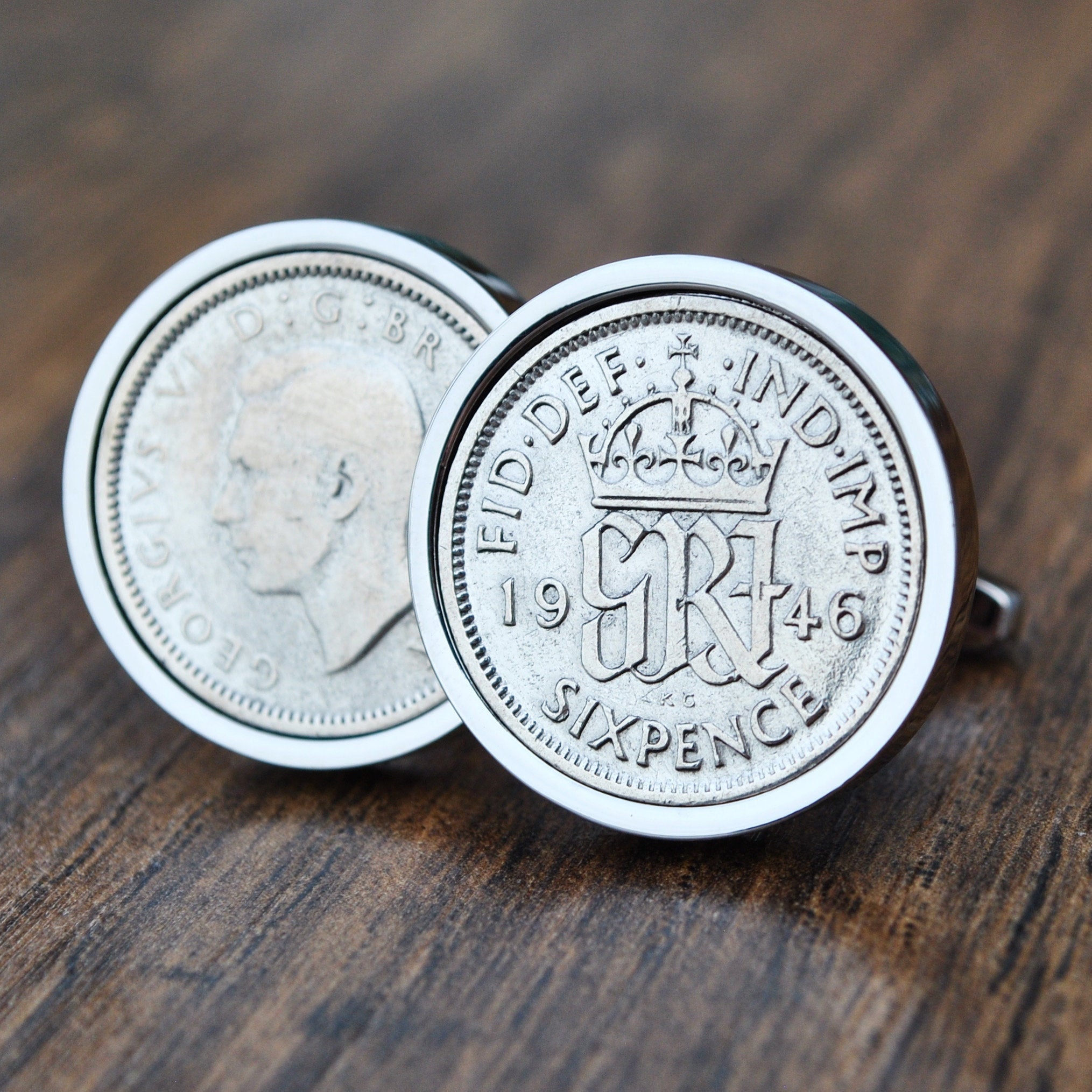 Heads and Tails Jewellery Facebook ad