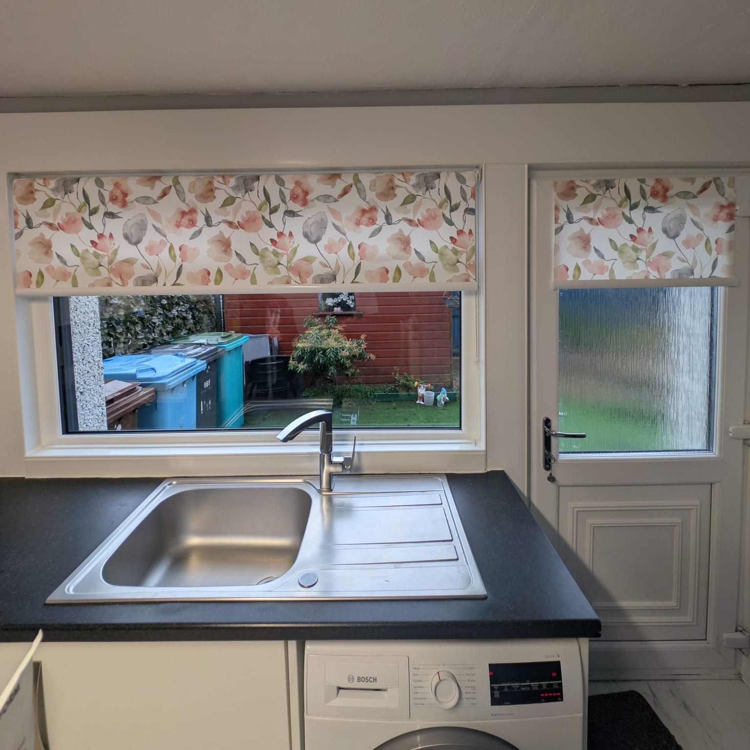 Cross Blinds & Shutters Facebook ad: Roller Blinds in Fresh New Fabrics
