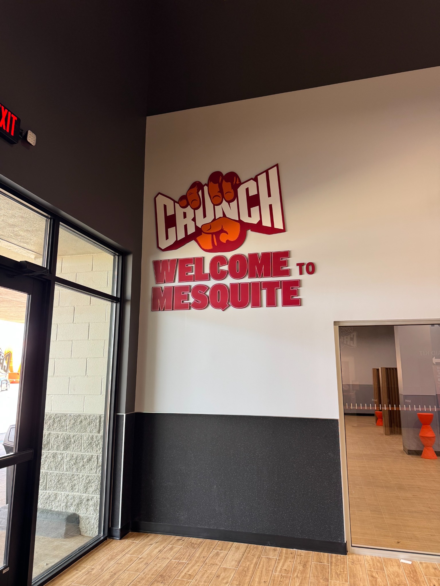 Crunch Fitness Facebook ad