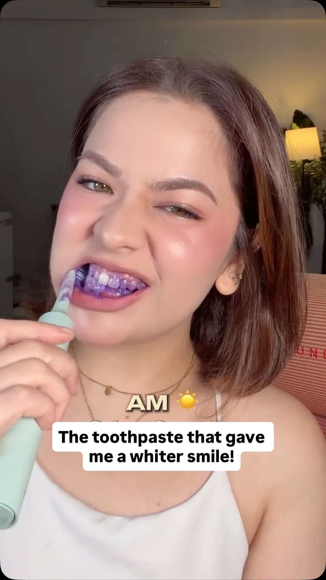 Anda The Sea Facebook ad: It’s time to show those pearly whites!
