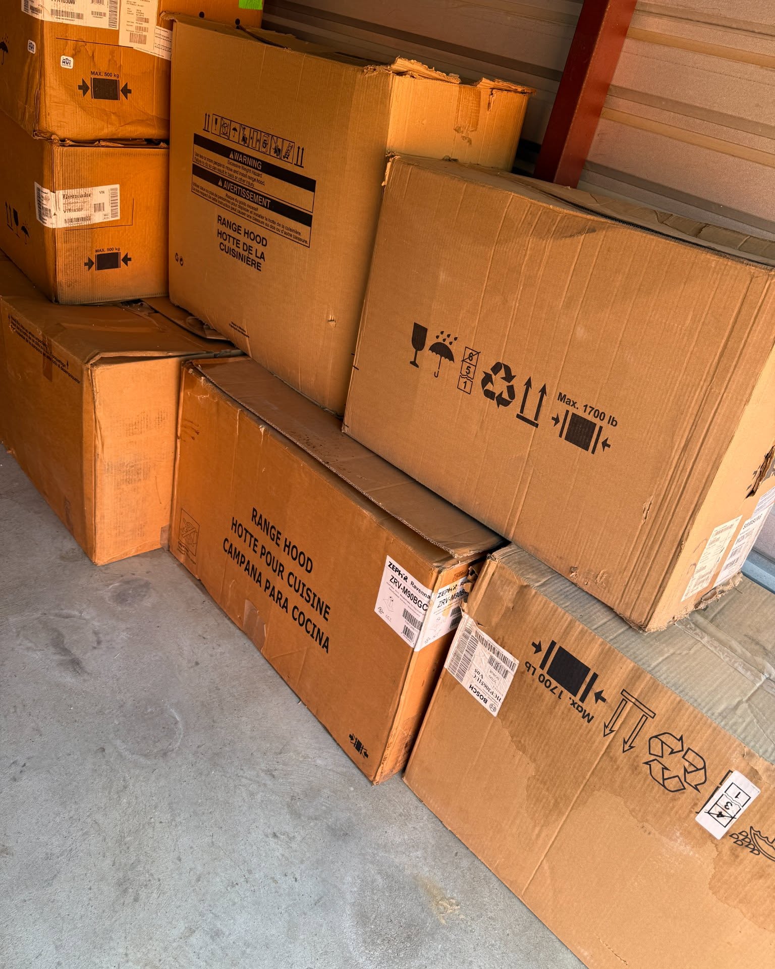 Tim Hecklinski Facebook ad: Kitchen Range Hoods Thermador, Zephyr, Bosch, Thor, Zline…