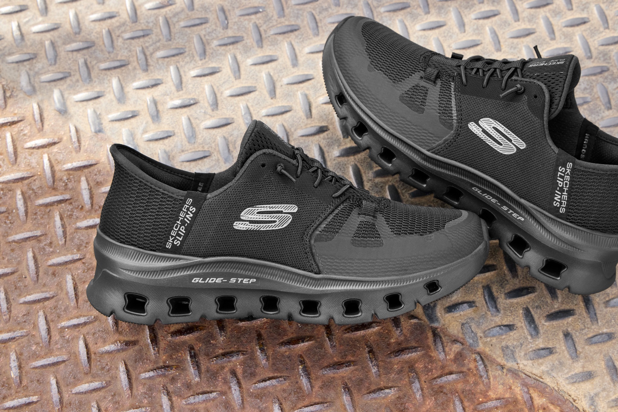 SKECHERS Facebook ad