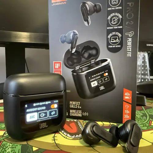 ๐๐๐ฃ๐๐๐ฃ๐๐ ๐ฝ๐ช๐จ๐๐ฃ๐๐จ๐จ Facebook ad: Le monde des accessoires รฉlectroniques modernes est conรงuโฆ
