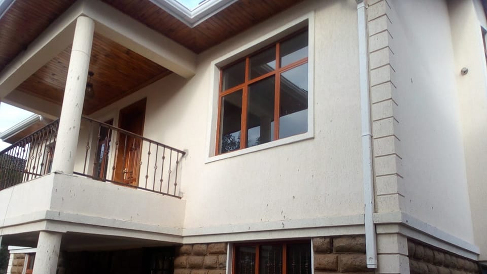 Keen Aluminum and Glass works Facebook ad: For ALUMINIUM Windows
